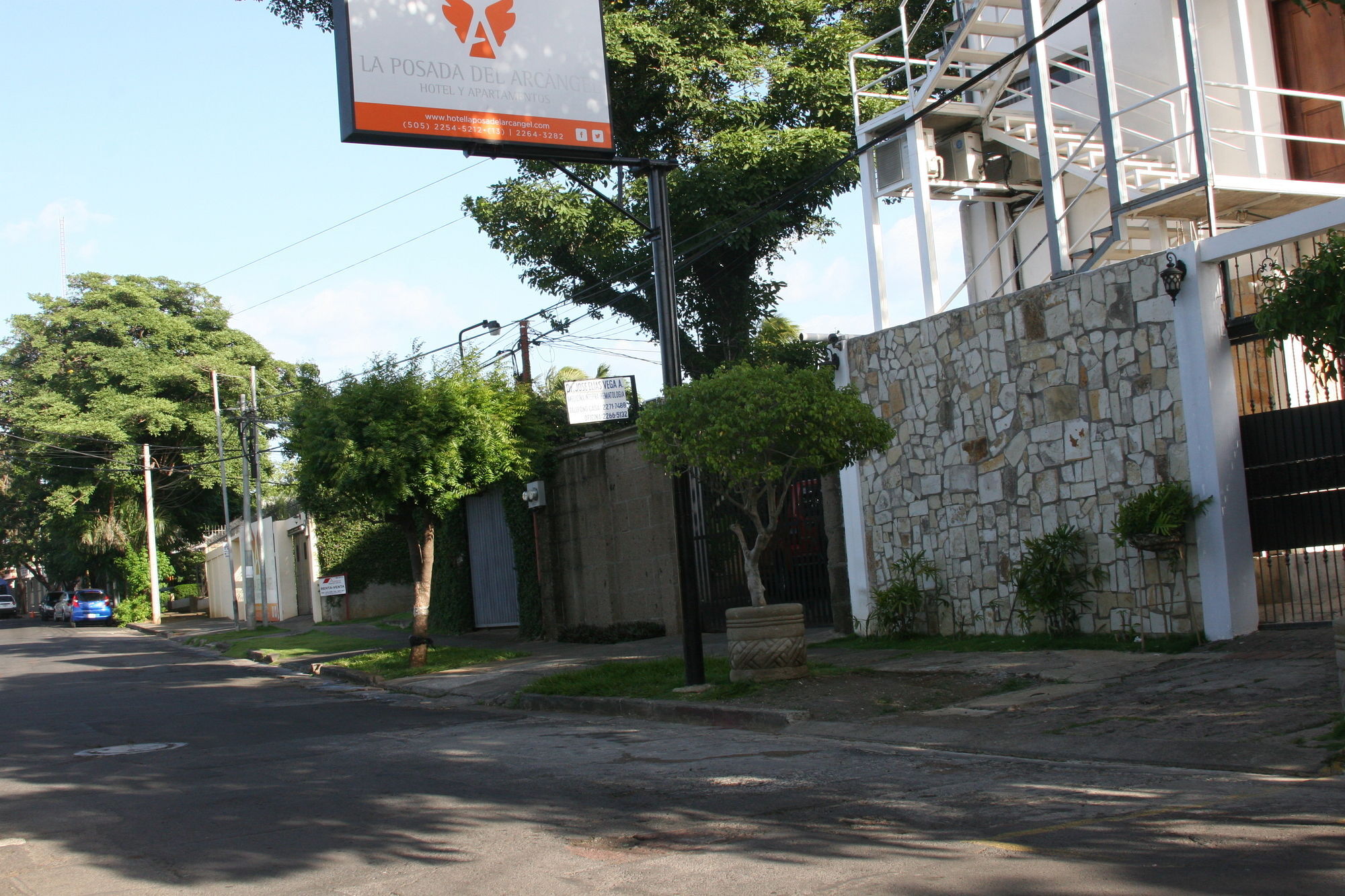 La Posada Del Arcangel Managua Exterior photo